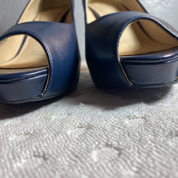 NWOT ROCKPORT adiPRENE by Adidas Women’s Blue Leather PeepToe Pumps - Picture 7 of 16